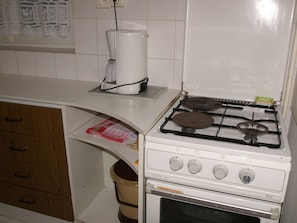 Appareil De Cuisine, Cuisine, Gaz Poele, Cooktop, Cuisinière, Électroménager, Cabinetry, Le Fourneau, Principaux Appliance, Comptoir