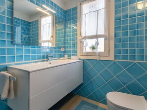 Plumbing Fixture, Tap, Window, Furniture, Blue, Purple, Green, Azure, Bathroom, Interior Design