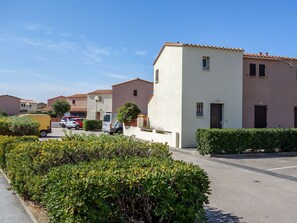 Plante, Meubles, Propriété, Fenêtre, Chaise, Bâtiment, Bois, Éclairage, Pot De Fleur, Architecture