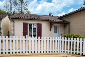 Holiday Home Exterior [summer]