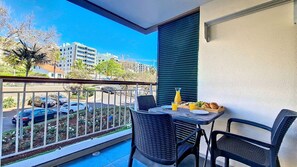Step onto the balcony of Caracas Escape by LovelyStay in Funchal nearby Forum Madeira & close to the Praia Formosa.