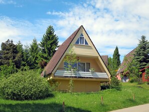 Nuage, Ciel, Plante, Bâtiment, Fenêtre, Arbre, Maison, Paysage Naturel, Lot Terre, Herbe