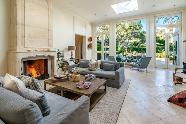 Montecito Vacation Rental | 4BR | 5.5BA | 5,200 Sq Ft | Half Step Required