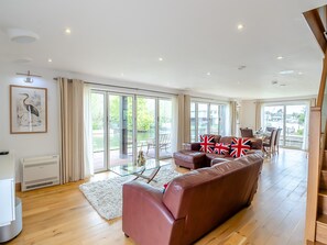 Open plan living space | Bide-A-Wee, Wroxham