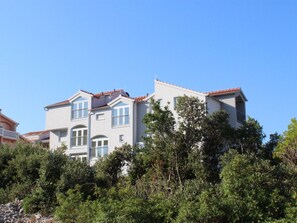 Ciel, Bâtiment, Plante, Fenêtre, Design Urbain, Arbre, Façade, Ville, Appartement