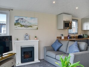 Living area | Emily’s Escape - Emily’s Escape and Rosie’s Retreat, Bridlington