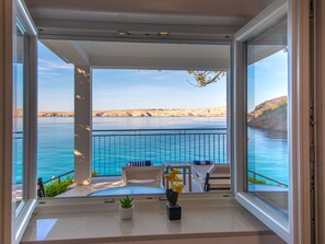 Sea, Furniture, Coastal And Oceanic Landforms, Coast, Balcony, Ocean, Resort, Chair, Shade, Bay