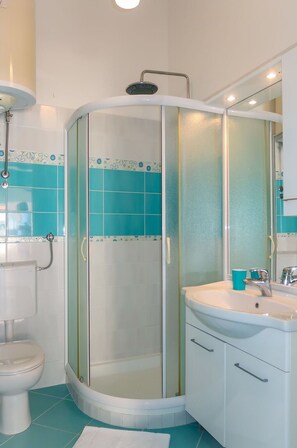Armatur, Grün, Gebäude, Blau, Duschtür, Duschkopf, Badezimmer, Dusche, Lila