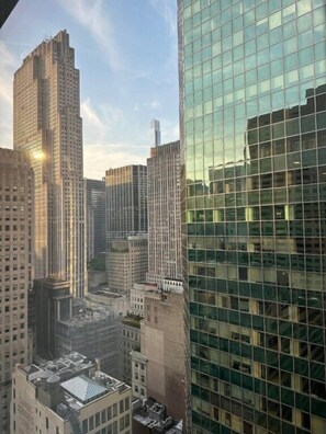 Hilton Club The Central at 5th New York_3.jpg