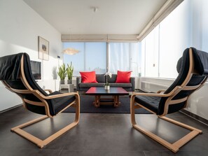 Meubles, Propriété, Confort, Canapé, Chaise, Bois, Design Intérieur, Accoudoir, Sol, Salon