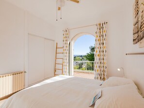 Furniture, Building, Comfort, Wood, Shade, Plant, Interior Design, Floor, Flooring, Tree