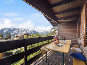 Die Architektur, Hütte, Balkon, Abstellgleis, Veranda, Blockhaus, Holz, Planke, Hartholz, Alpen