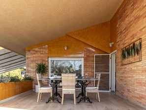 Furniture, Plant, Property, Table, Chair, Wood, Shade, Interior Design, Architecture, Floor
