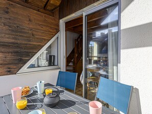 Building, Cloud, Furniture, Window, Sky, Azure, Wood, Interior Design, Shade