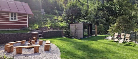 Plante, Propriété, Bâtiment, Paysage Naturel, Arbre, Fenêtre, Lot Terre, Végétation, Herbe, Biome
