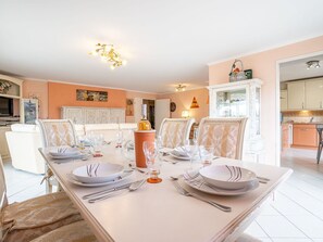Furniture, Table, Picture Frame, Tableware, Dishware, Wood, Interior Design, Kitchen, Living Room, Flooring