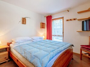 Furniture, Property, Window, Comfort, Blue, Azure, Building, Wood, Bed Frame