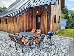 Building, Property, Table, Window, Tree, Wood, Plant, Cloud, Architecture, Interior Design