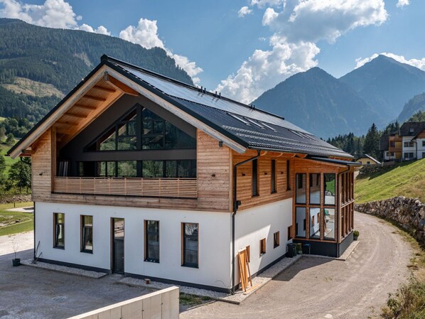 Cloud, Sky, Mountain, Property, Window, Plant, Building, Tree, Wood, House