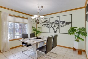 Dining Area | 1st Floor