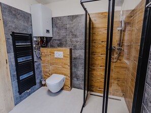 Propriété, Luminaire Plomberie, Tete De Douche, Porte De Douche, Salle De Bains, Douche, Design Intérieur, Sol, Sol