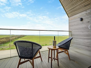 Balcony | 3 Karn Havos, Mawgan Porth