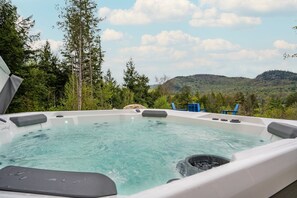 Amazing hot tub with panoramic view