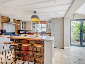 Kitchen | Stone Cottage, Blofield