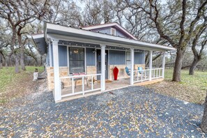 Live Oak Cottage Porch