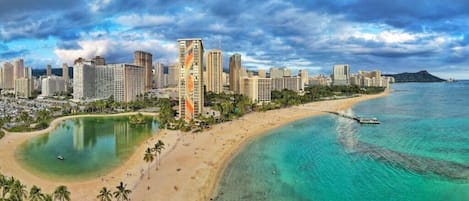 Lagoon Tower by Hilton Grand Vacations_1.jpg