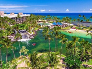 The Bay Club, a Hilton Grand Vacations Club_2.jpg