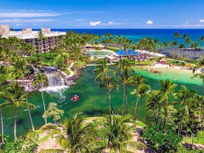 The Bay Club, a Hilton Grand Vacations Club_2.jpg