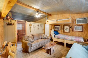 Living Room | Twin Bed | Single-Story Home