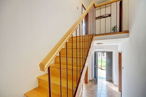 Entrance / Reception