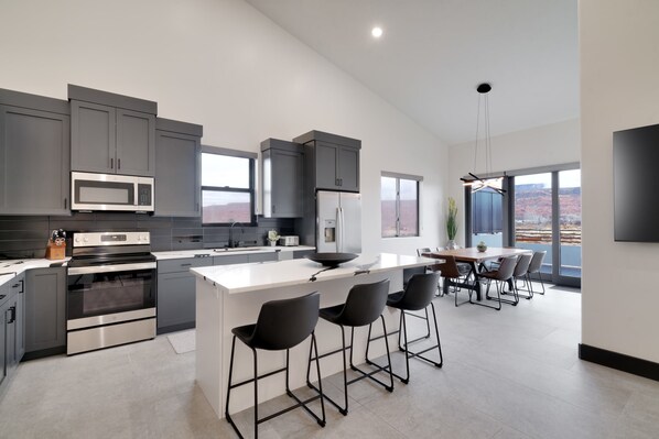 Large Kitchen & Dining Area