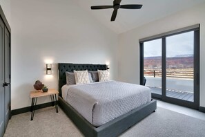 Master Bedroom (King)