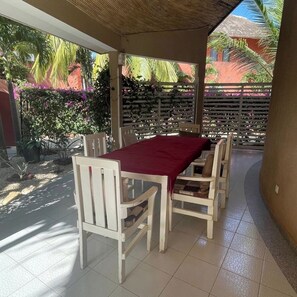 Outdoor dining