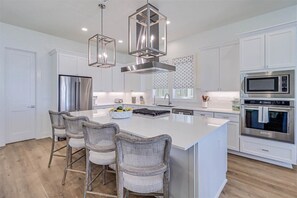 Kitchen, 1st Floor