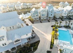 Aerial View, Location