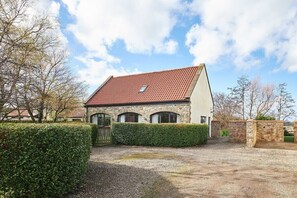 The Coach House, Beal - Host & Stay