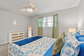 Both bedrooms feature nice queen-size beds.