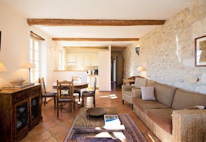 Rental flat with private terrace swimming pool Bonnieux