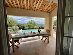 Villa for rent in Saint Saturnin d'Apt