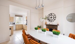 Dining Area 1