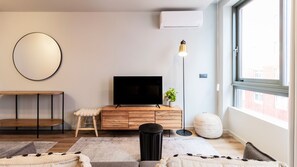 Our stunning living area counts with a TV for your entertainment and an AC unit, so you're comfortable all year round #quality #sober