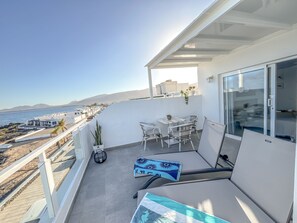 Burgao N5 studio seaview punta mujeres