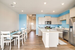 Dining Area | Dishware & Flatware Provided | 1st Floor