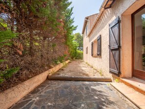 Meubles, Bois, Design Intérieur, Architecture, Rayonnage, Chaise, Sol, Immobilier, Faisceau, Dur