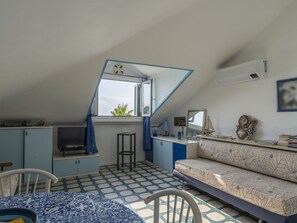 Cadre, Propriété, Canapé, Bleu Azur, Bois, Design Intérieur, Sol, Salon, Sol, Bâtiment