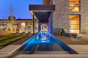 Enjoy  Our Luxury Park City Vacation Rentals Featuring Indoor And Outdoor Pool Options.